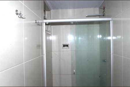 Banheiro de casa para alugar com 2 quartos, 60m² em Nazare, Belo Horizonte