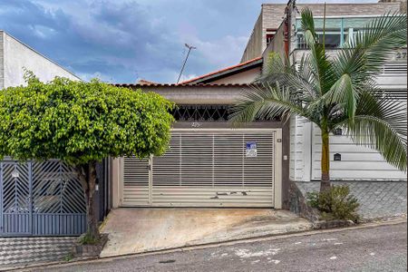 Casa à venda com 115m², 3 quartos e 2 vagasFachada