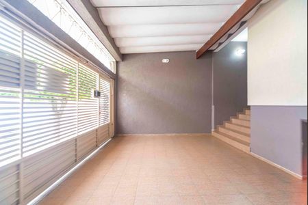Casa à venda com 115m², 3 quartos e 2 vagasGaragem