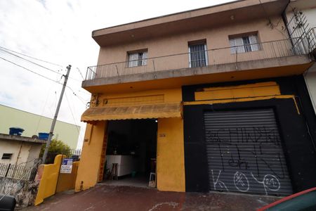 Casa à venda com 380m², 5 quartos e 2 vagasFachada