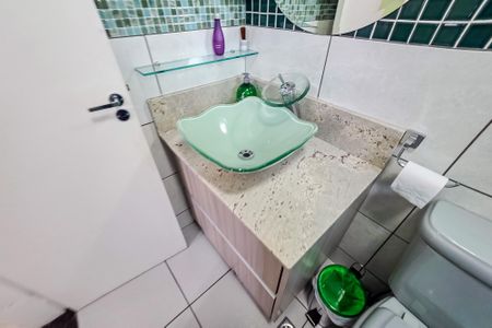 Apartamento à venda com 73m², 2 quartos e 1 vagaBanheiro da Suíte