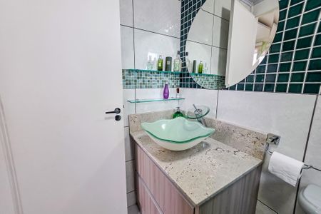 Apartamento à venda com 73m², 2 quartos e 1 vagaBanheiro da Suíte