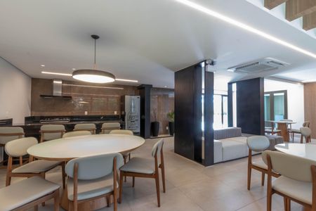 Apartamento à venda com 169m², 3 quartos e 2 vagas Apartamento à venda com 169m², 3 quartos e 2 vagasÁrea comum - Salão de festas