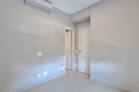 Apartamento à venda com 140m², 3 quartos e 2 vagasQuarto 3 - Suíte