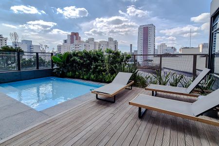Apartamento à venda com 140m², 3 quartos e 2 vagasÁrea comum - Piscina