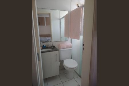 Banheiro de apartamento à venda com 3 quartos, 63m² em Jardim Nova Europa, Campinas