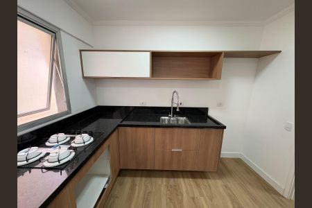 Cozinha de apartamento à venda com 1 quarto, 54m² em Cambuí, Campinas