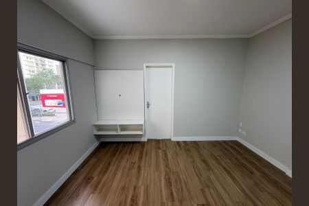 Sala de apartamento à venda com 1 quarto, 54m² em Cambuí, Campinas
