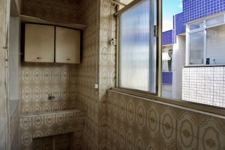 Apartamento à venda com 105m², 2 quartos e 1 vagaÁrea de Serviço