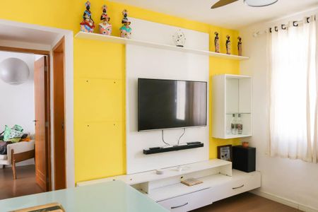 Sala de apartamento para alugar com 2 quartos, 70m² em Inhaúma, Rio de Janeiro