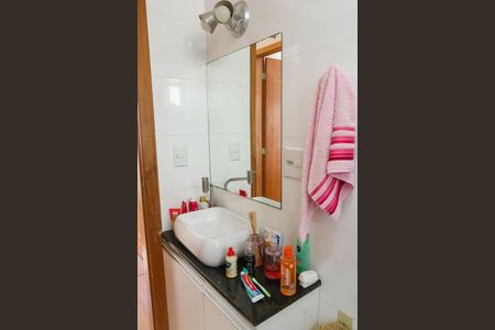 Apartamento para alugar com 70m², 2 quartos e 1 vagaBanheiro 