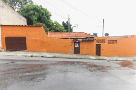 Casa à venda com 206m², 2 quartos e 1 vagaFachada 