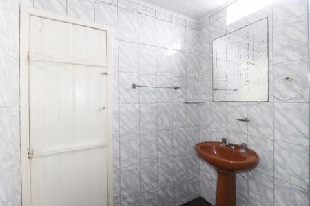 Casa à venda com 206m², 2 quartos e 1 vagaBanheiro Casa 1