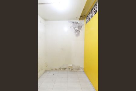 Casa à venda com 206m², 2 quartos e 1 vagaQuarto de Serviço