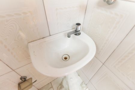 Casa à venda com 206m², 2 quartos e 1 vagaBanheiro de Serviço Casa 1