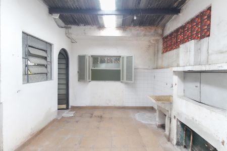 Casa à venda com 206m², 2 quartos e 1 vagaQuintal - Área de Serviço