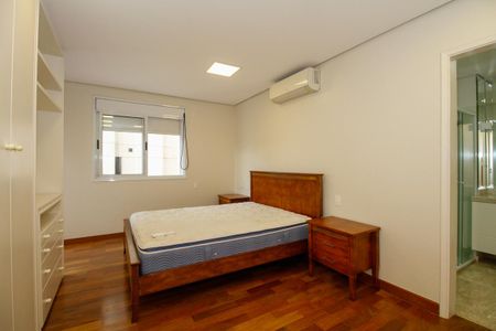 Suíte 1 de apartamento para alugar com 2 quartos, 112m² em Jardim Paulista, São Paulo