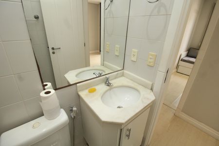 Apartamento à venda com 61m², 3 quartos e 2 vagasBanheiro social