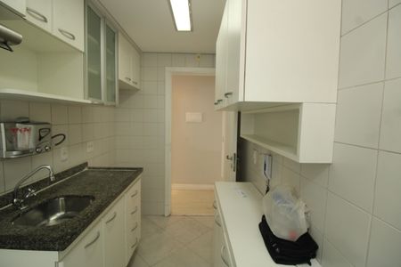 Apartamento à venda com 61m², 3 quartos e 2 vagasCozinha