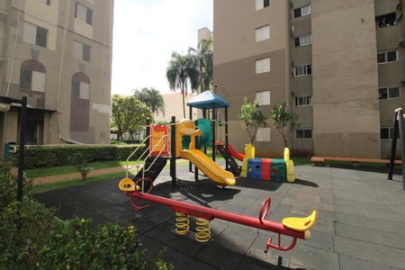 Apartamento à venda com 61m², 3 quartos e 2 vagasÁrea comum - Playground