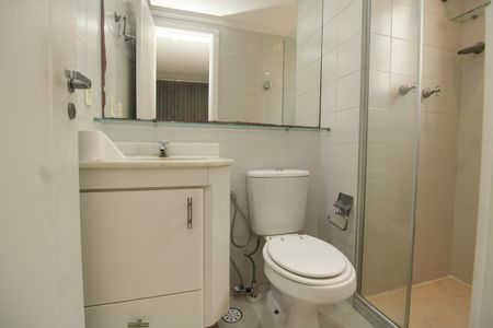Apartamento à venda com 61m², 3 quartos e 2 vagasBanheiro da Suíte