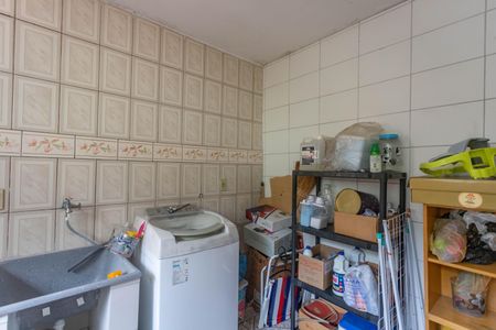 Casa à venda com 165m², 3 quartos e 2 vagasLavanderia
