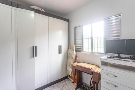 Casa à venda com 165m², 3 quartos e 2 vagasQuarto 3 - suíte 