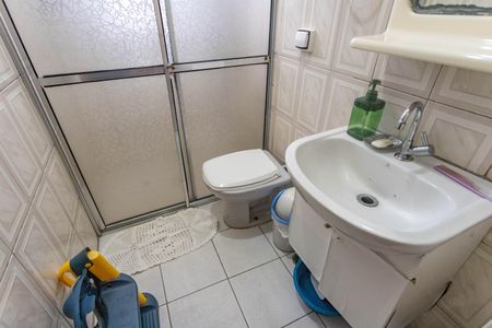 Casa à venda com 165m², 3 quartos e 2 vagasBanheiro da suíte 