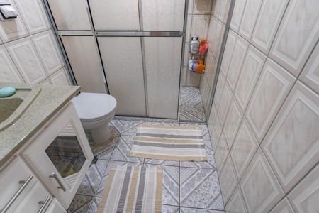 Casa à venda com 165m², 3 quartos e 2 vagasBanheiro social   