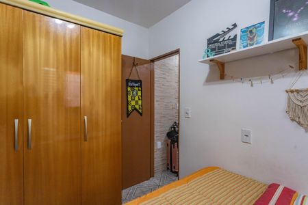 Casa à venda com 165m², 3 quartos e 2 vagasQuarto 2