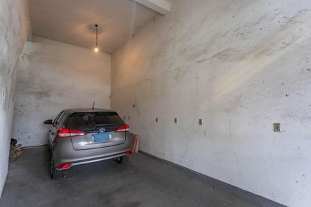 Casa à venda com 165m², 3 quartos e 2 vagasGaragem 