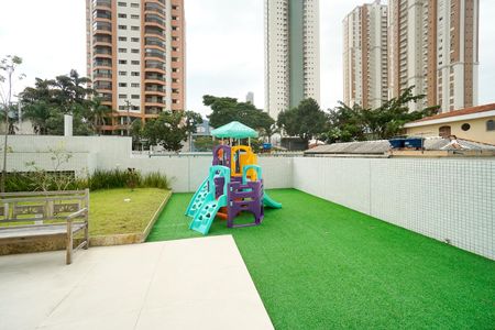 Apartamento para alugar com 81m², 2 quartos e 2 vagasPlayground