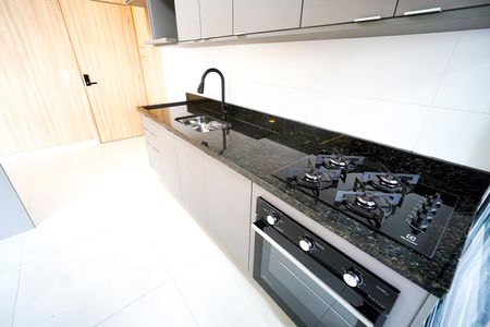 Apartamento para alugar com 81m², 2 quartos e 2 vagasPia e fogão