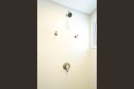 Apartamento para alugar com 81m², 2 quartos e 2 vagasChuveiro