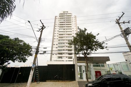 Apartamento para alugar com 81m², 2 quartos e 2 vagasFachada