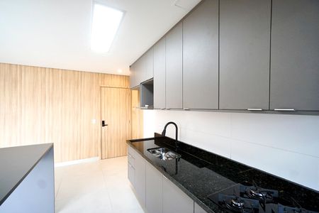 Apartamento para alugar com 81m², 2 quartos e 2 vagasCozinha