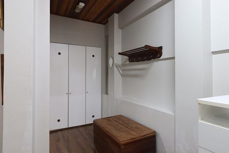 Apartamento para alugar com 90m², 1 quarto e 1 vagaDormitório - closet