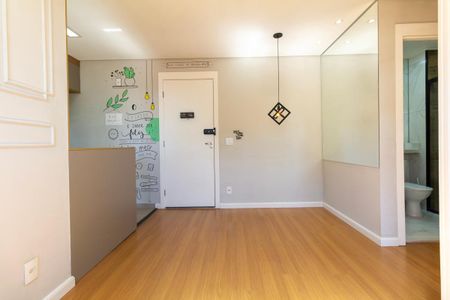 Sala de apartamento para alugar com 2 quartos, 40m² em Penha de França, São Paulo