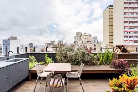 Apartamento para alugar com 135m², 1 quarto e 1 vagaÁrea externa