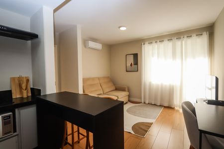 Sala de kitnet/studio para alugar com 1 quarto, 34m² em Cerqueira César, São Paulo
