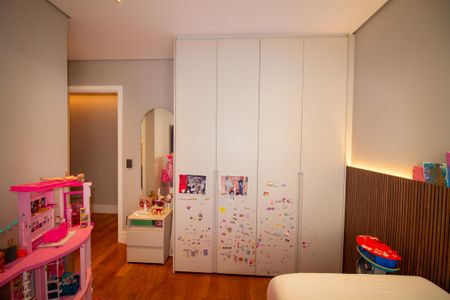 Apartamento à venda com 253m², 3 quartos e 5 vagasSuíte 1