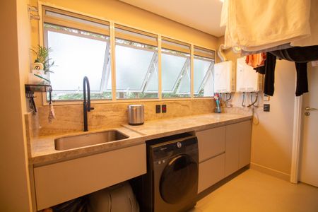 Apartamento à venda com 253m², 3 quartos e 5 vagasÁrea de Serviço