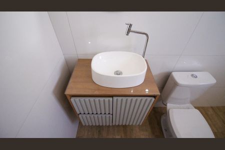 Casa para alugar com 120m², 2 quartos e 3 vagas Casa para alugar com 120m², 2 quartos e 3 vagasBanheiro