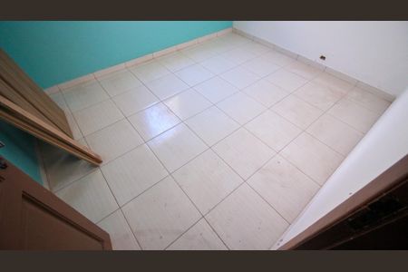 Quarto 1 de casa para alugar com 2 quartos, 120m² em Vila Ema, São Paulo
