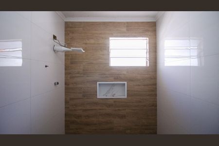 Casa para alugar com 120m², 2 quartos e 3 vagas Casa para alugar com 120m², 2 quartos e 3 vagasBanheiro