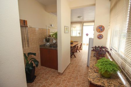 Apartamento à venda com 160m², 3 quartos e 2 vagasVaranda