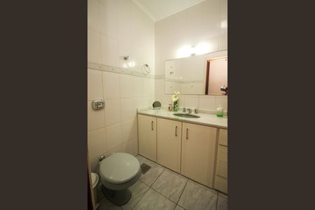 Apartamento à venda com 160m², 3 quartos e 2 vagasBanheiro 1