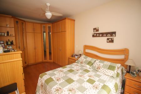 Apartamento à venda com 160m², 3 quartos e 2 vagasQuarto 1