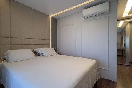 Apartamento à venda com 157m², 3 quartos e 4 vagasSuíte 1