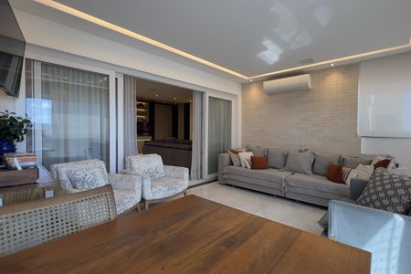 Apartamento à venda com 157m², 3 quartos e 4 vagasVaranda gourmet